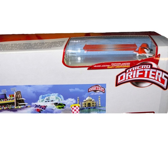 Planes Wall Race Track Set - Picture 3 of 3